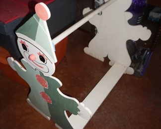 child clothing rack