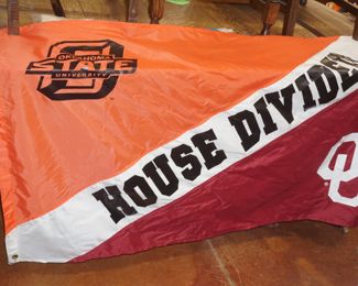 House divide flag