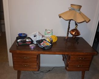 desk, lamp