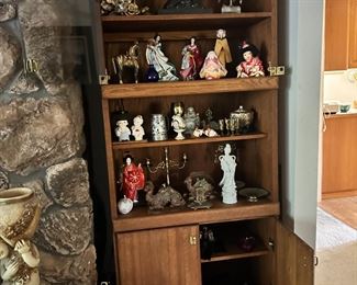 Oriental items an cabinet