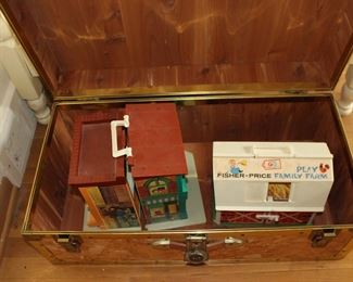 Chest with Sesame St House and Fisher Price Farm House