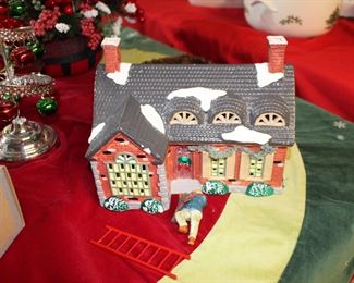 Christmas Decorations, Christmas Houses Bldgs., Spoke Dinnerware
