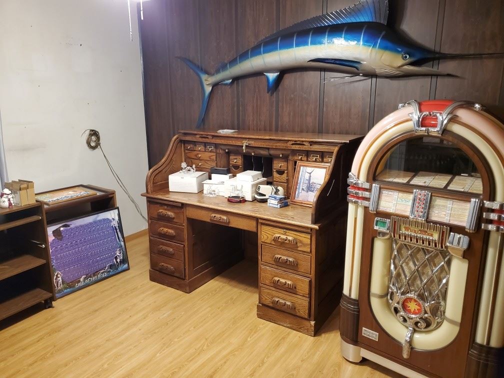 3500fri 3ksat 2500 sun. somewhat working needs some repairs clean and powers on