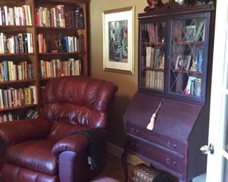 Large leather recliner - secretary for refurbishment