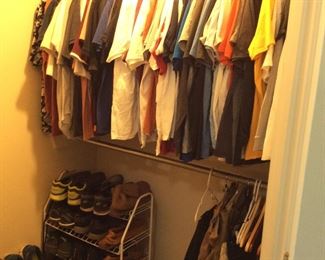 Mens clothing size Med-Lg - Shoes size 13-14