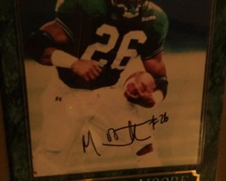 Mewelde Moore signed