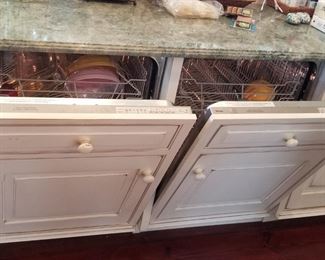 Quality Custom Cabinetry - two dishwashers (VIKING - stainless steel interiors)