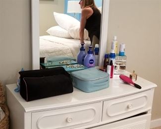 Queen bedroom set by Lexington Furniture: dresser with mirror