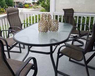 Patio dining set seats 6