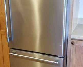 Maytag stainless steel refrigerator 