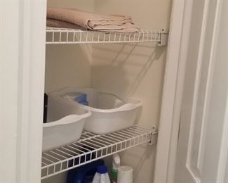 Closet shelving