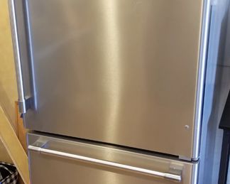 Maytag stainless steel refrigerator 