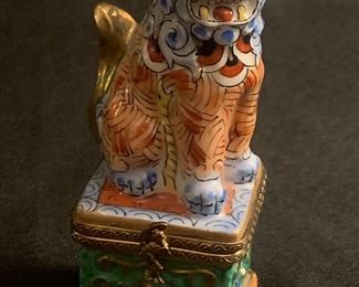 Vintage Limoges Foo Dog trinket box, $150 