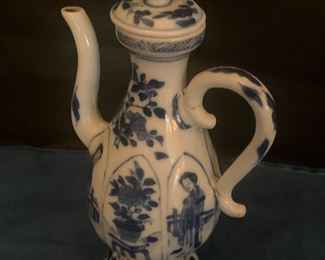 K'ang Hsi (1662-1722) miniature blue and white ewer, 5.5"h, Henry Moog Atlanta, $350