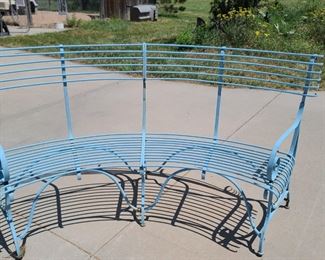 curved patio bench