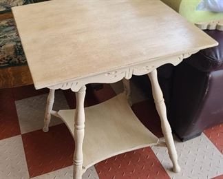 antique endtable