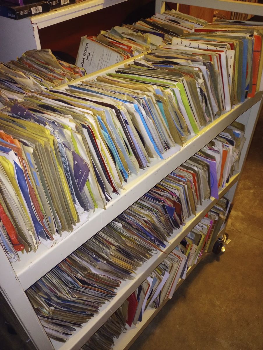 ULTIMATE COLLECTORS SALE RECORDS VHS TAPES... starts on 12/20/2023