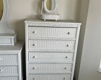 5 Drawer Chest