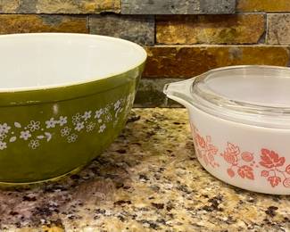 Vintage Pyrex • Spring Blossom & Pink Gooseberry 
