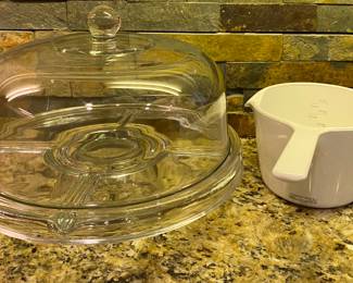 Glass Covered Cake Stand Dome / Chip & Dip • Corning Ware M-68-B (1 Quart / 1 Liter Measuring)