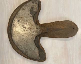 Some old antique tools 