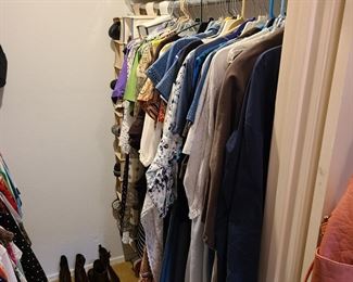 Womens Clothing and Acessories