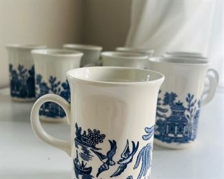 Large Willow mug set - much more Willow available that what is pictured 