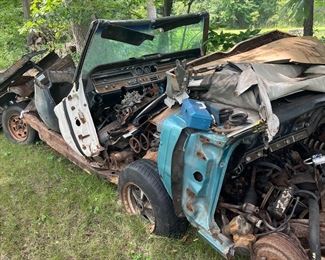 Silent bid.
Will take bids until 8/19 (Saturday) until 2pm. 