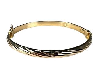 14kt Yellow Gold Bangle Bracelet