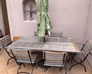 Patio dining table set