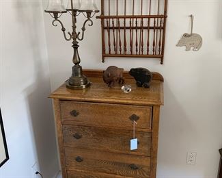 Antique chest of drawers