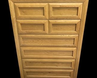 Thomasville Bachelors Chest 