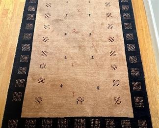 Hand Knotted Wool Rug (Iran) - 4' x 6'