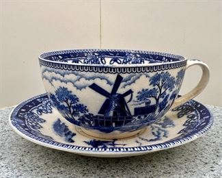 Delft Teacup & Saucer