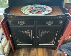 34 L x 17 1/2 wide x 40 1/4 H 