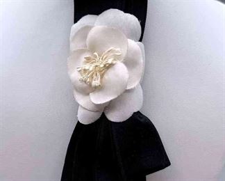 CHANEL Tweed Camellia Flower Open Jacket Black White