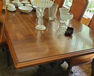 Drexel Heritage Dining Set w/ Buffet & China Cabinet