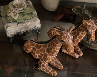 Lovely giraffe figurines