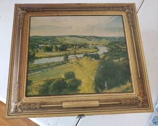 This biscuit tin is in excellent condition!  