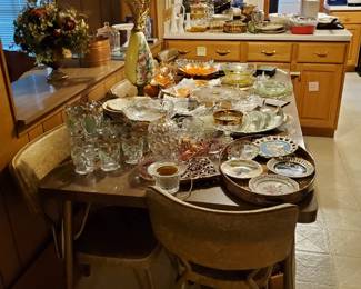 MCM kitchen table with 6 chairs
