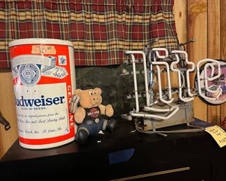 Lite Beer neon sign - working!