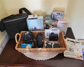 Canon camera items