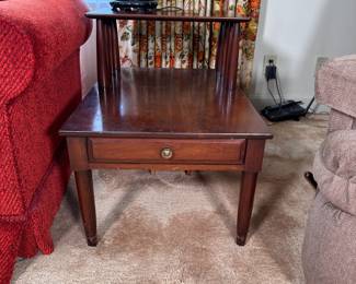 Willett cherry step side table with drawer, some scratches 22"H x 28"D x 19"W