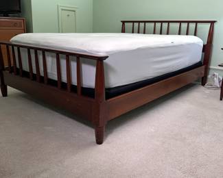 Full size cherry bed frame with side rails (mattress not included) some scratches, but good condition overall, headboard is 40"H