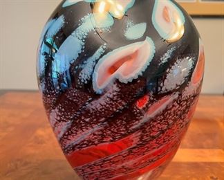 Rare art glass vase by Chris Lary, New Zealand