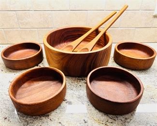 Vintage GoodWood 7-piece teak salad bowl set