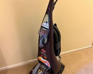 Like New Bissell ProHeat 12 amp Powersteamer