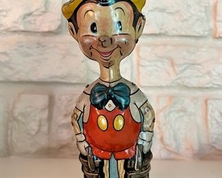 1939 Walt Disney ‘Pinocchio’ tin litho wind-up toy by Marx