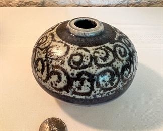 Small Mid Century Modern Studio Art Pottery vase