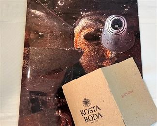 Bertil Vallien for Kosta Boda ‘Bowl Red’ model 59725 from the Satellite Collection and small ‘Boat’.  Both have the original Kosta Boda stickers and are both signed by Bertil Vallien